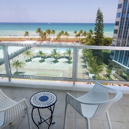 Ocean Beach Apartments マイアミビーチ エクステリア 写真