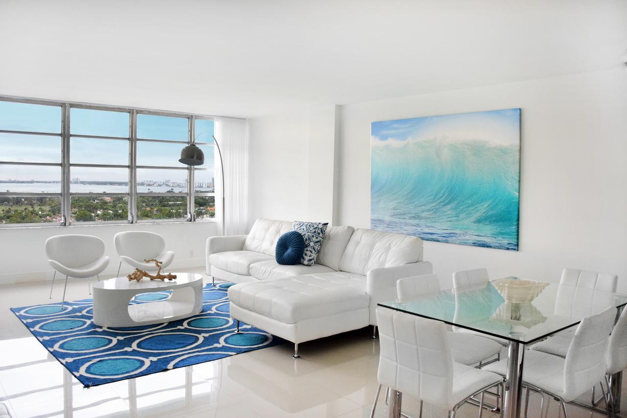 Ocean Beach Apartments マイアミビーチ エクステリア 写真