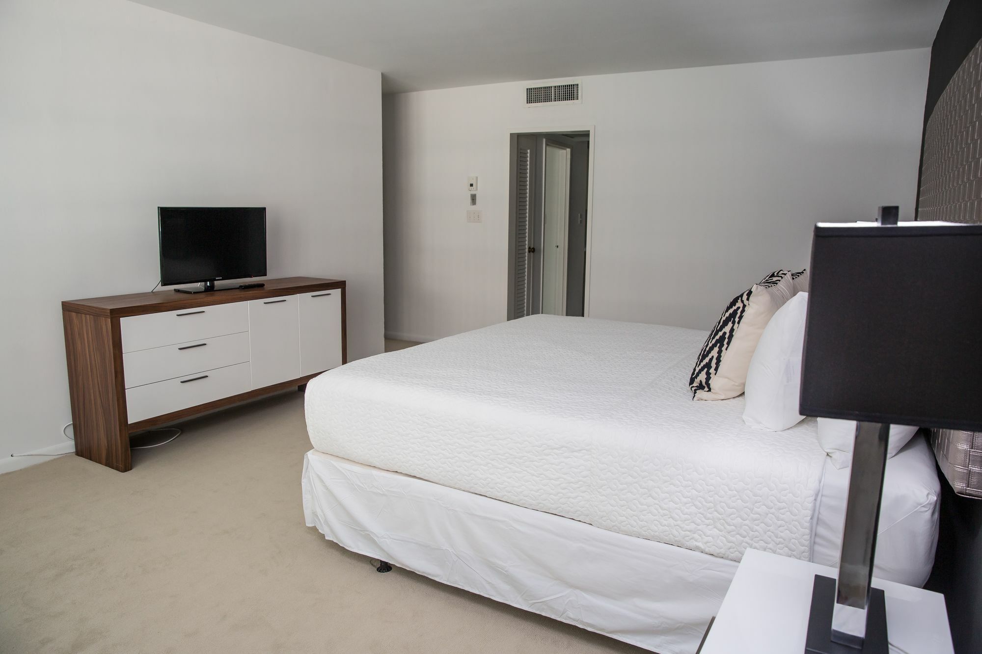 Ocean Beach Apartments マイアミビーチ エクステリア 写真