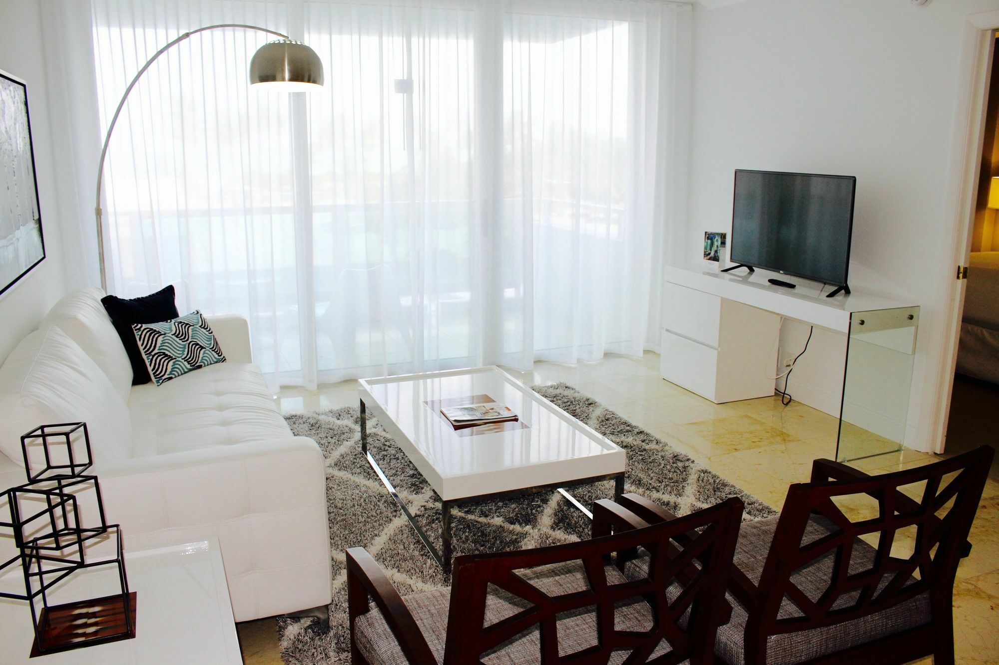Ocean Beach Apartments マイアミビーチ エクステリア 写真